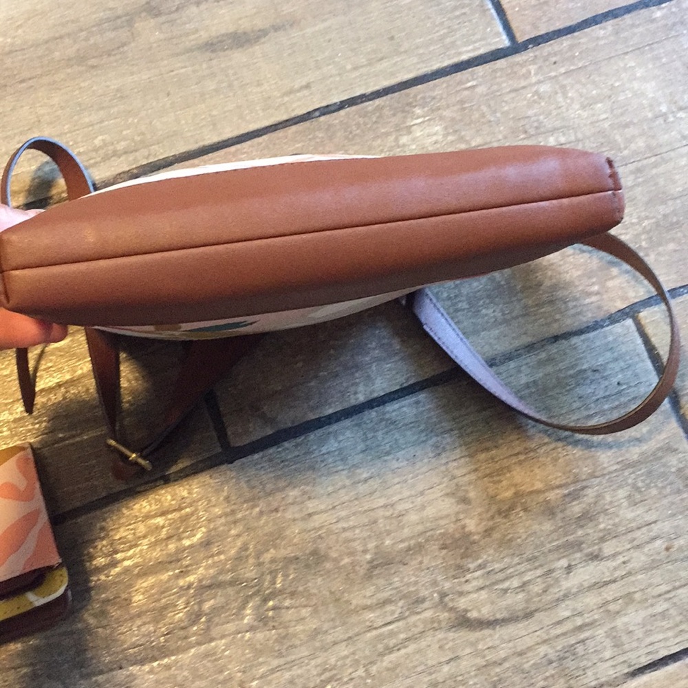 Fossil Crossbody And Wallet Set - image 7